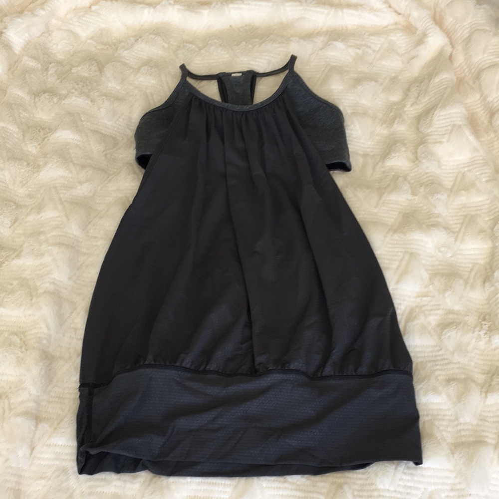 Lululemon tank